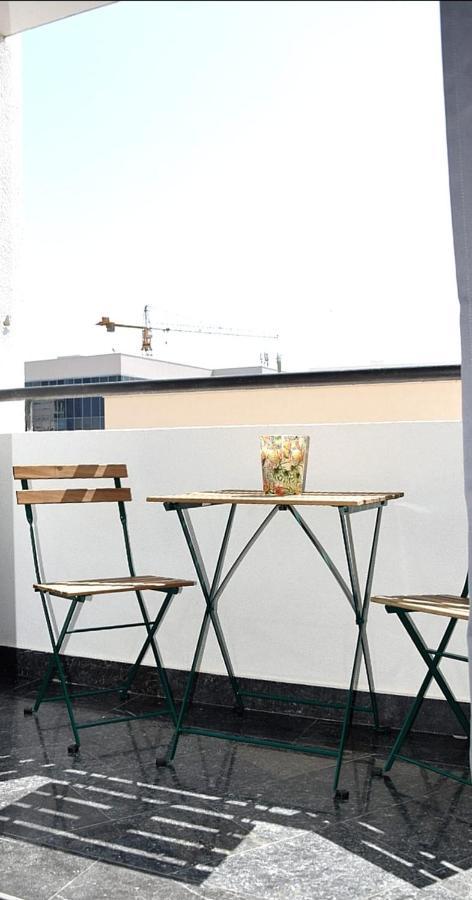 Appartamento Eia Apartman Zara Esterno foto