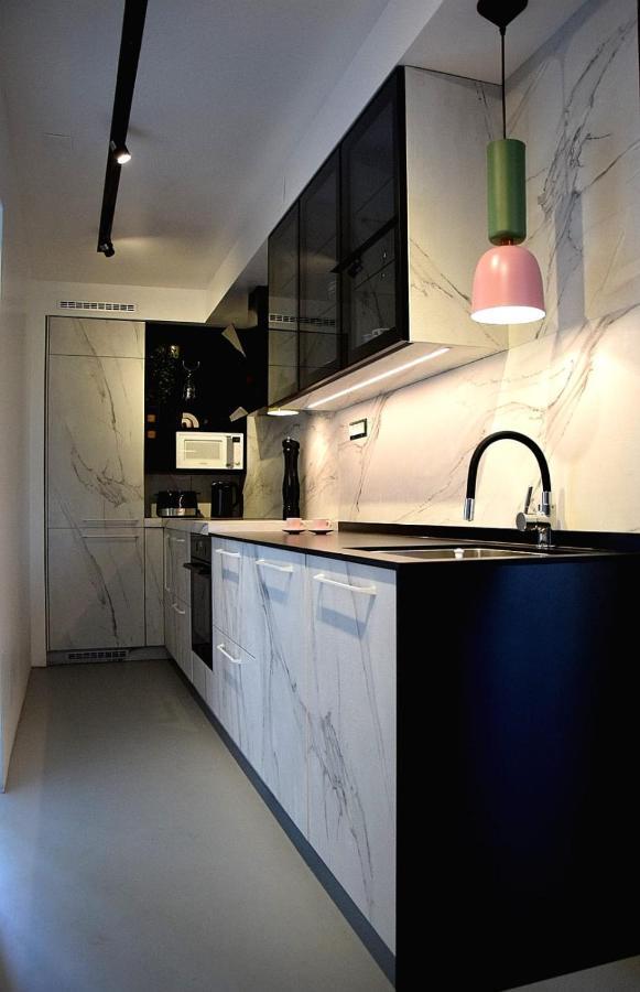 Appartamento Eia Apartman Zara Esterno foto